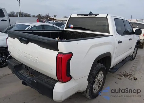 2022 Toyota Tundra Sr5 z USA, uszkodzony, nr VIN 5TFLA5DB2NX021496